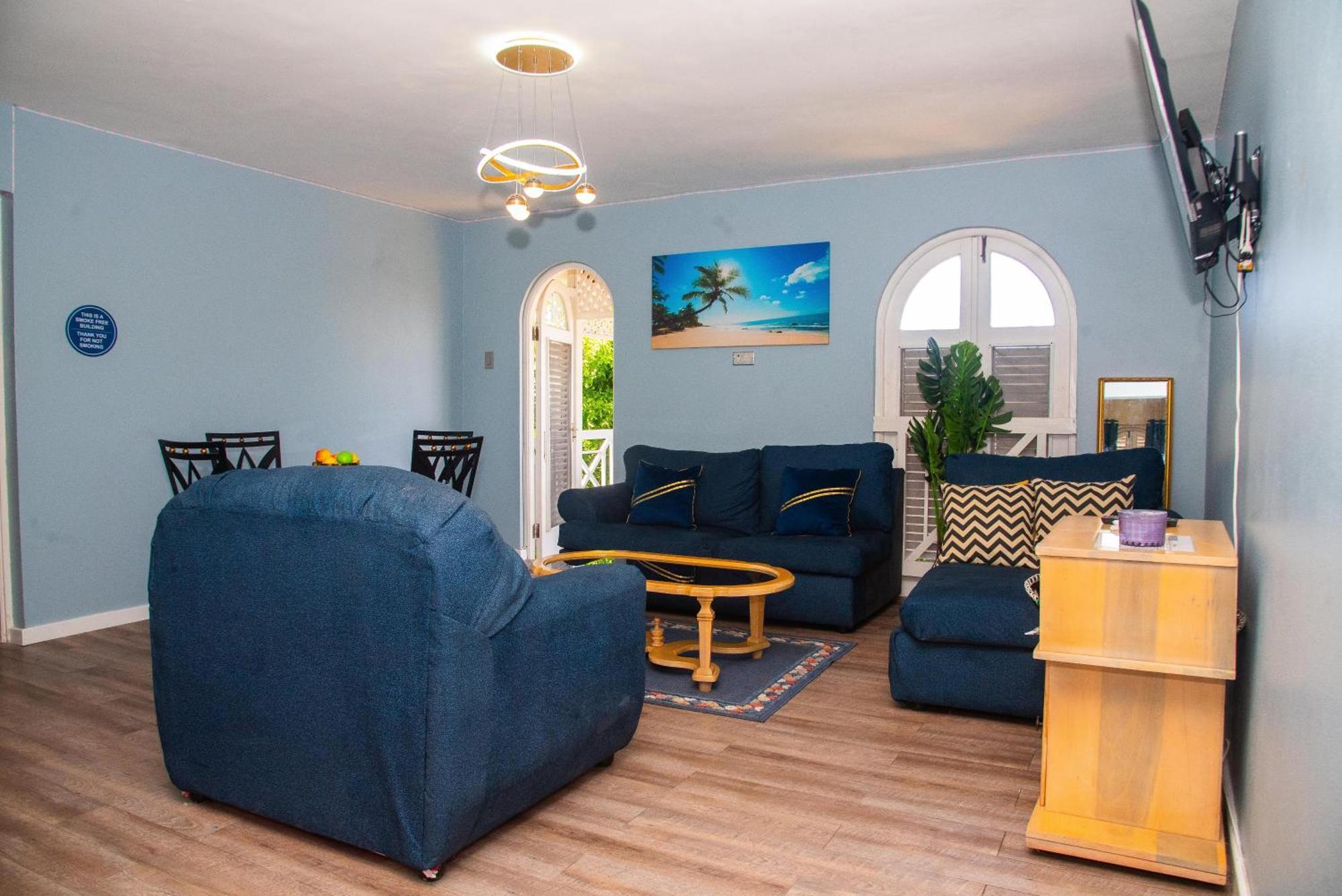 Czar's Citadel-2 Bedroom 23e At Columbus Heights * Ocho Rios